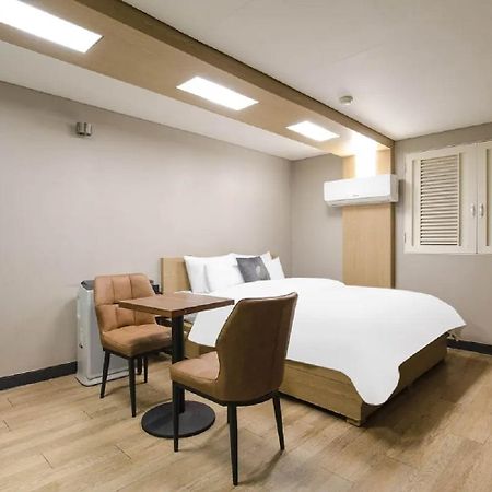 Bulgwang 3S Hotel Seoul Bagian luar foto