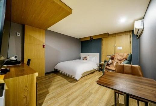 Bulgwang 3S Hotel Seoul Bagian luar foto
